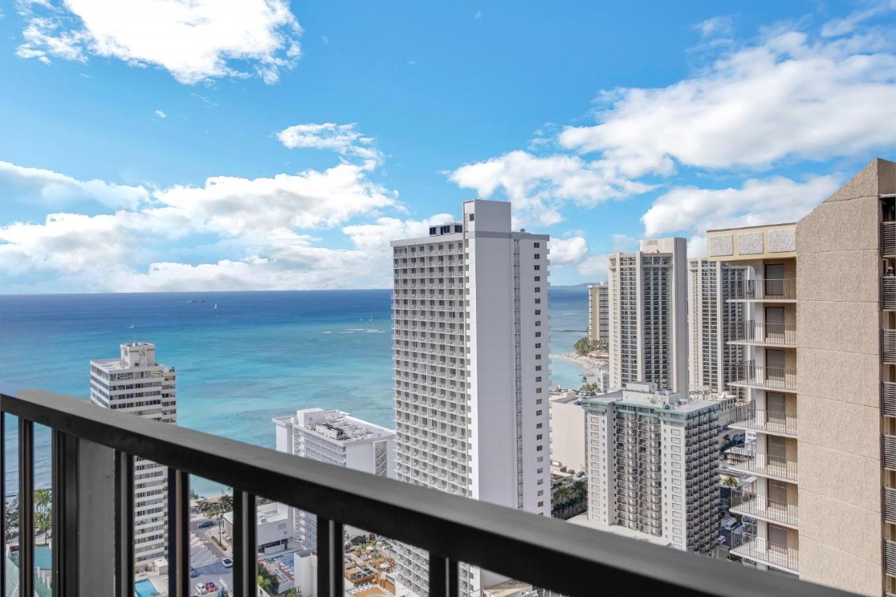 Sea View Condos At The Waikiki Banyan - Free Parking! Honolulu Ngoại thất bức ảnh