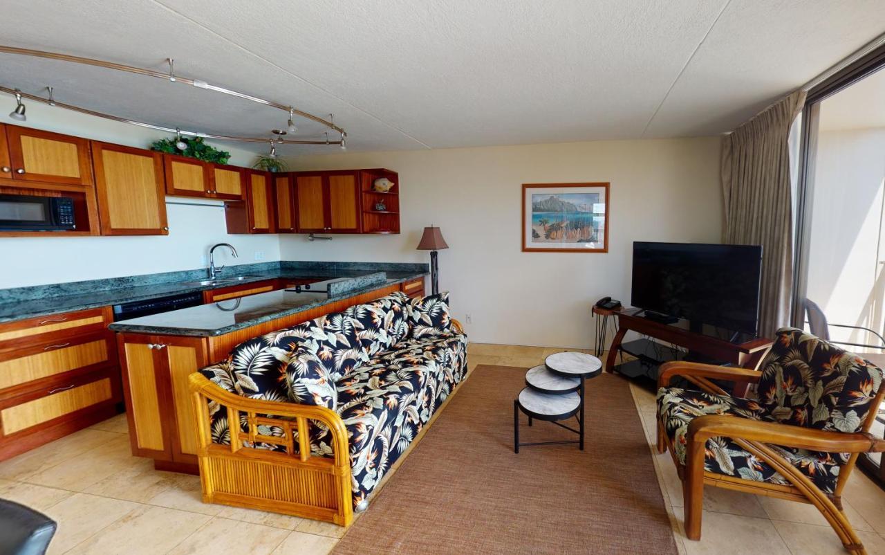 Sea View Condos At The Waikiki Banyan - Free Parking! Honolulu Ngoại thất bức ảnh