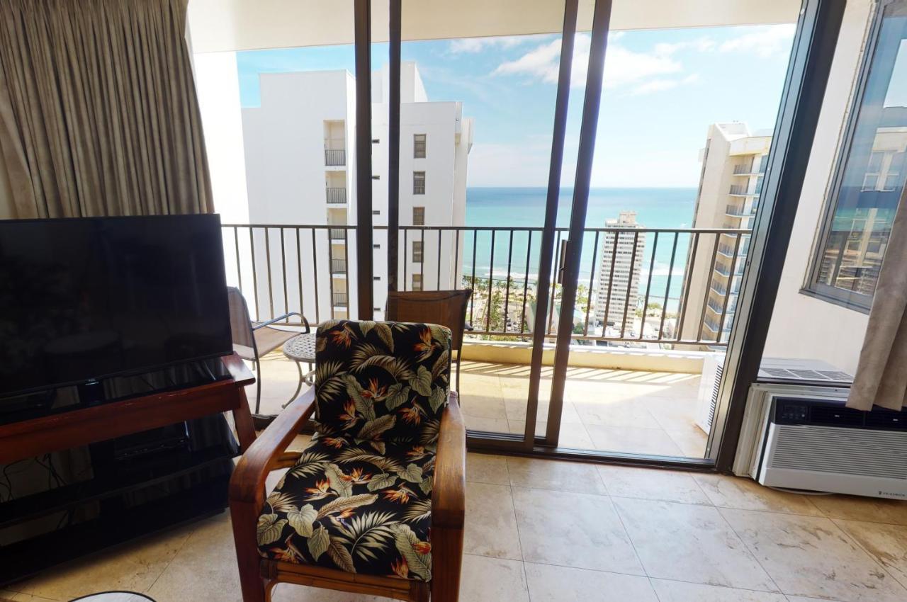 Sea View Condos At The Waikiki Banyan - Free Parking! Honolulu Ngoại thất bức ảnh
