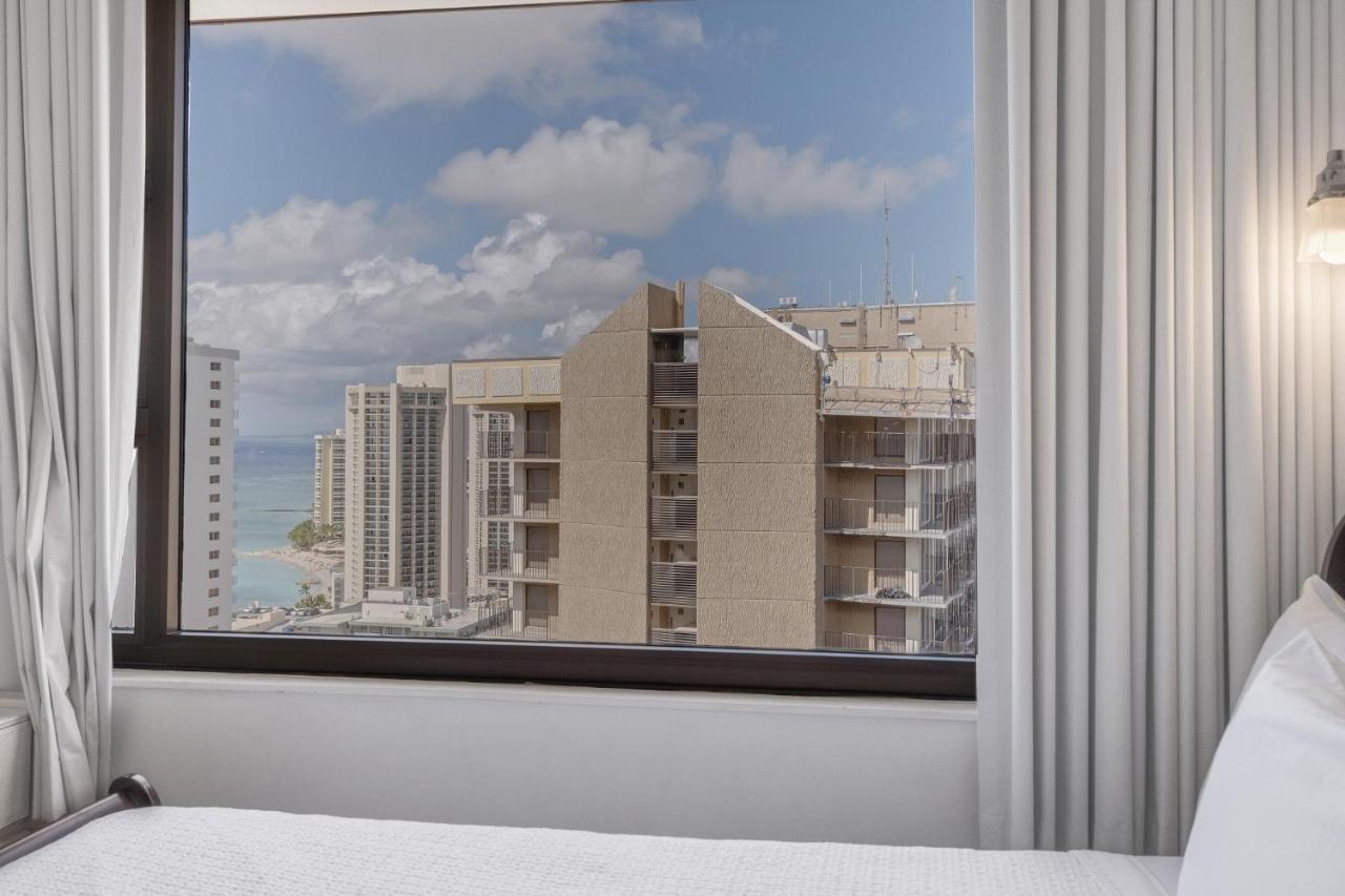 Sea View Condos At The Waikiki Banyan - Free Parking! Honolulu Ngoại thất bức ảnh