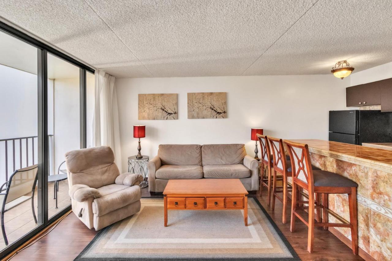 Sea View Condos At The Waikiki Banyan - Free Parking! Honolulu Ngoại thất bức ảnh