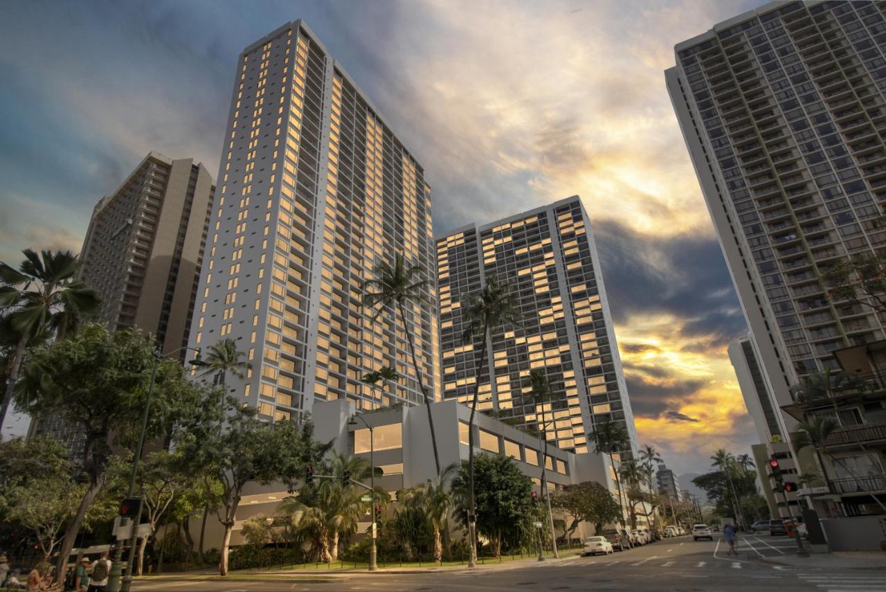 Sea View Condos At The Waikiki Banyan - Free Parking! Honolulu Ngoại thất bức ảnh