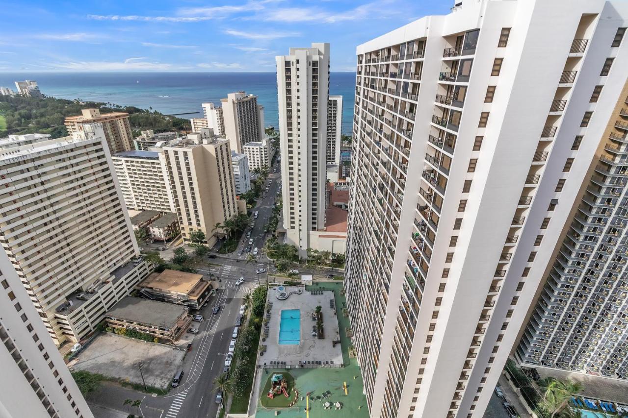 Sea View Condos At The Waikiki Banyan - Free Parking! Honolulu Ngoại thất bức ảnh